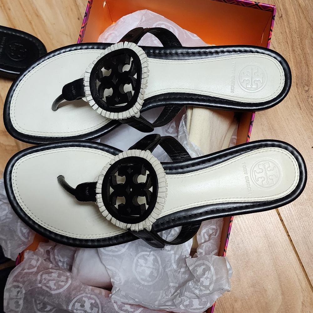Like New Tory Burch Miller Size 8